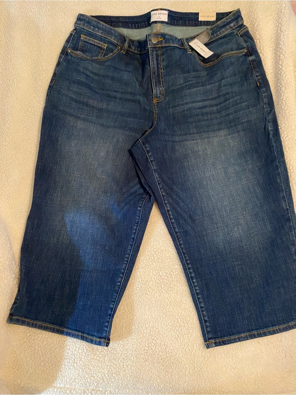 Lane Bryant Indigo Blue Straight-crop Jean capris nwt. Size 24